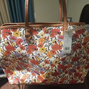 Tory Burch large tote with gold hardware NWT